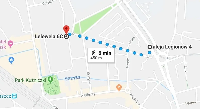 Przystanek tramwajowy przy placu Komorowskiego — linie 2, 4, 5, 8 w pobliżu Gdańskiej Kliniki Flebologii
